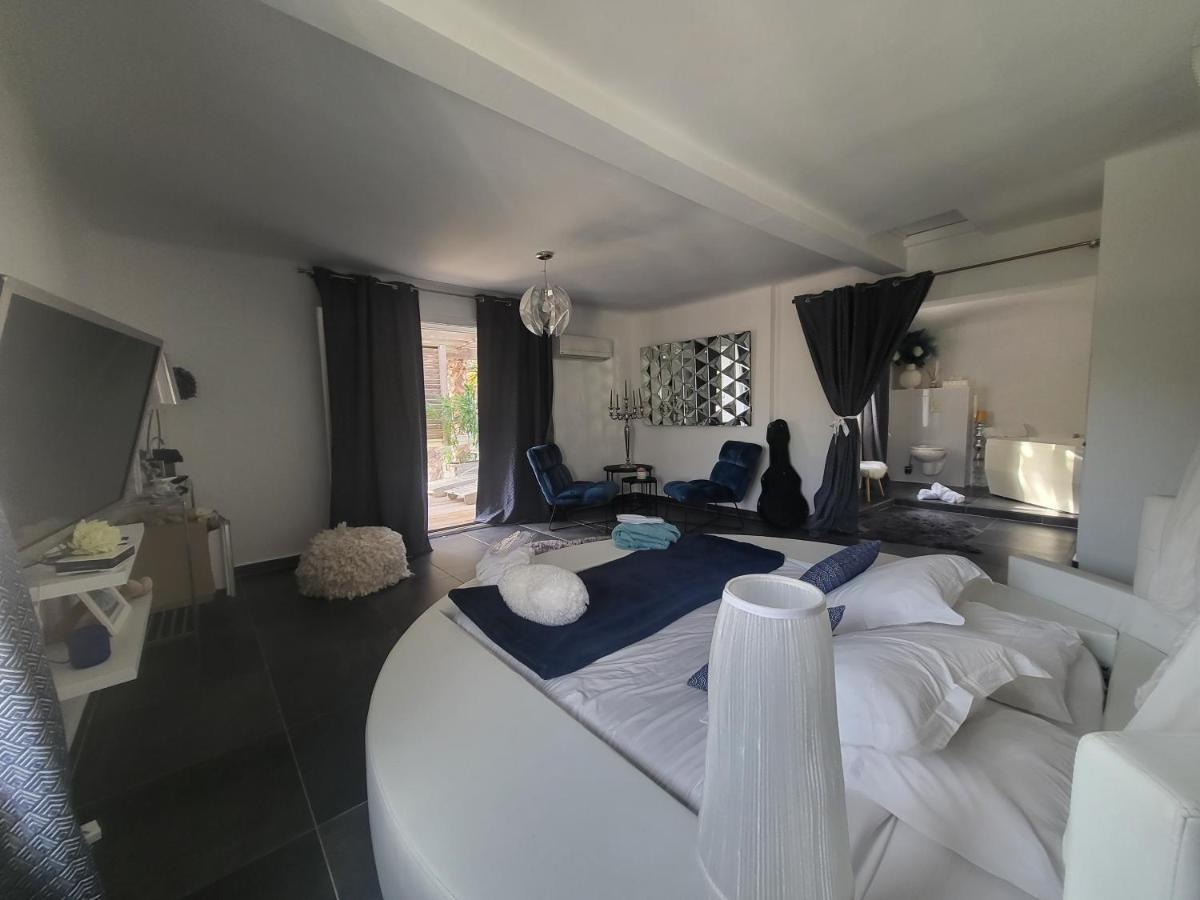 Villa Petra Bianca Suite & Chambre A 10Mn A Pied Du Port De Bonifacio Bonifacio  Eksteriør bilde